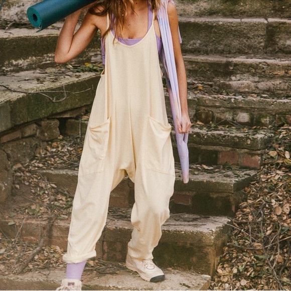 NWT Free People Movement Hot Shot - Picture 2 of 3